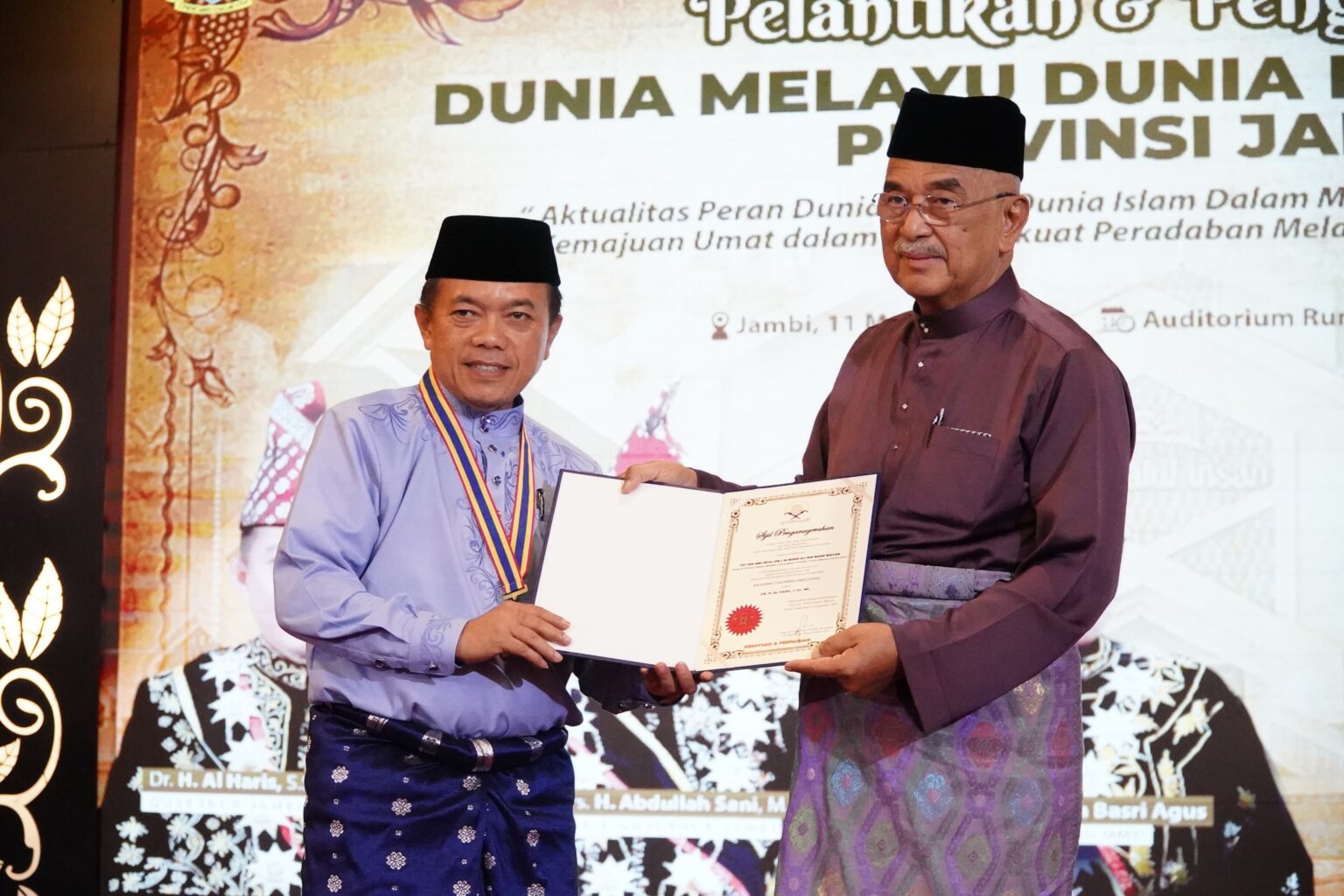 Al Haris Dikukuhkan Sebagai Ketua DMDI Provinsi Jambi.(foto dok ist)