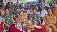 Bupati BBS Apresiasi Program Air Bersih TNI AD Manunggal di Sarang Burung.(foto: dok.ist)