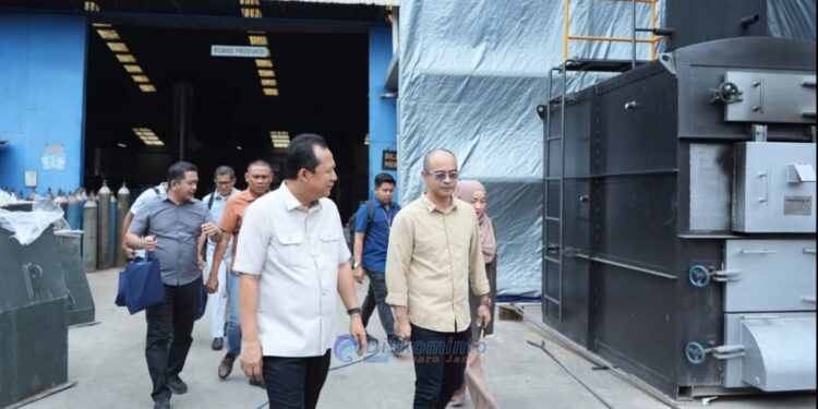 Bupati BBS Siapkan Pengelolaan dan Pemanfaatan Sampah Menggunakan Teknologi Incenerator(foto: dok.ist)