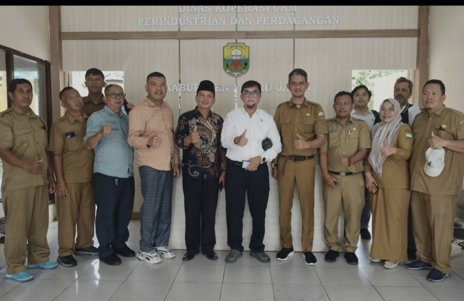 Pimpin Kunker Komisi II DPRD Jambi, Ivan Wirata Soroti Operasi Pasar dan Lonjakan Harga Pangan.Foto:dok.ist