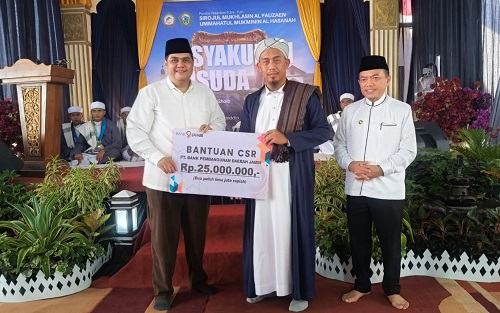 Dukung-Pendidikan-Pesantren-Bank-Jambi-Salurkan-CSR-untuk-Ponpes-Sirojul-Mukhlasin-Al-Fauzean